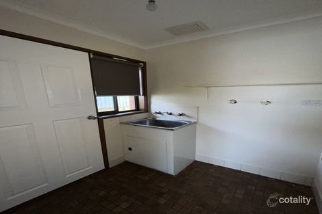 Property photo of 1/39 Gayview Drive West Wodonga VIC 3690