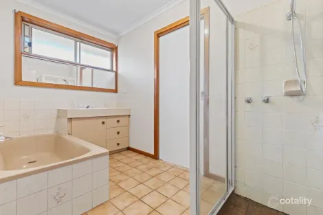 Property photo of 3 Corella Place Werribee VIC 3030