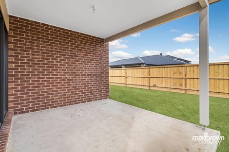 Property photo of 52 Wallara Waters Boulevard Wallan VIC 3756