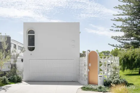 Property photo of 12 Fyfe Court Trigg WA 6029