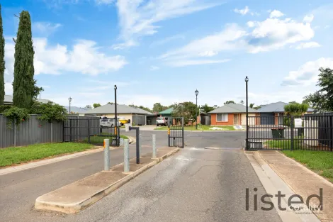 Property photo of 5 Dylan Court Smithfield SA 5114