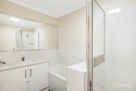 Property photo of 2/8 Alexander Avenue Highfields QLD 4352