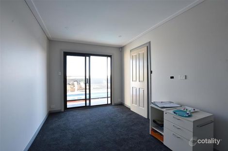 Property photo of 21 Intrepid Crescent Hallett Cove SA 5158