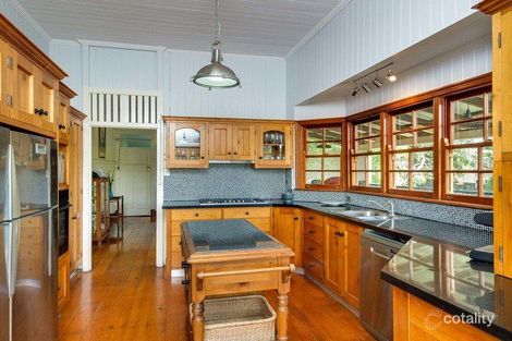 Property photo of 62 Woodhill Avenue Coorparoo QLD 4151