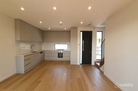 Property photo of 2/165 Parkers Road Parkdale VIC 3195