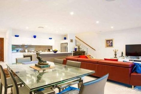 Property photo of 2/10 Compass Drive Biggera Waters QLD 4216