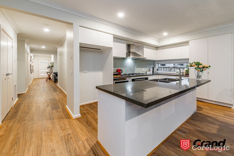 Property photo of 16 Huskie Street Clyde North VIC 3978