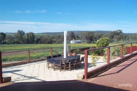 Property photo of 147 North Road York WA 6302