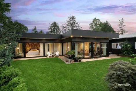 10 Blackheath St, Leura, NSW 2780