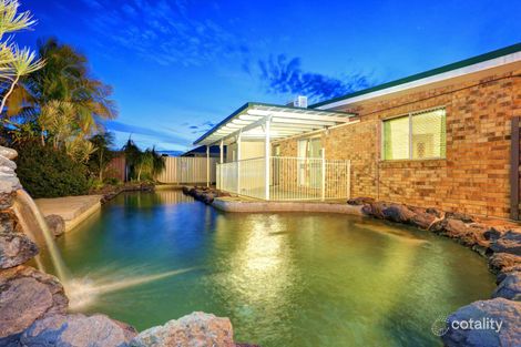 4 Avenell St, Avenell Heights, QLD 4670