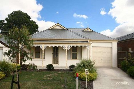 Property photo of 10 Cilento Crescent Lynbrook VIC 3975