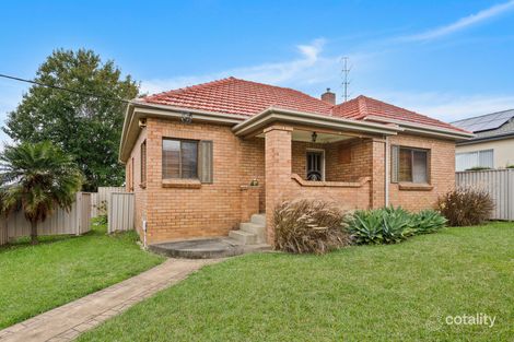 15 Hollebon Rd, Bellambi, NSW 2518