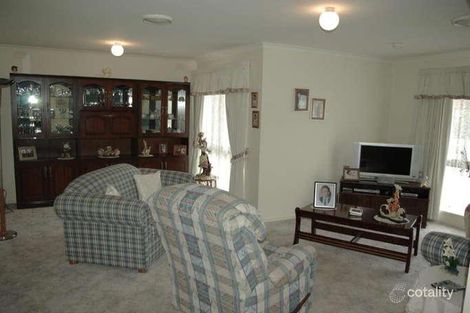 Property photo of 10 McShane Drive Kealba VIC 3021