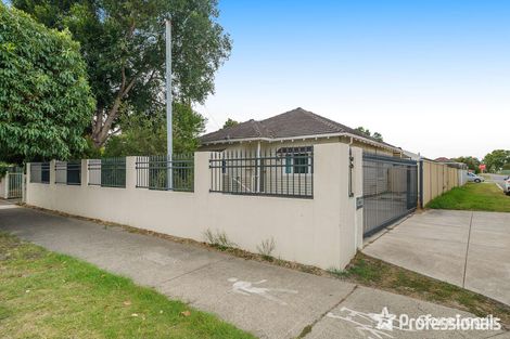 Property photo of 120 Railway Parade Queens Park WA 6107