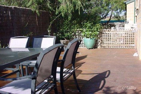 Property photo of 76 Nepean Highway Seaford VIC 3198