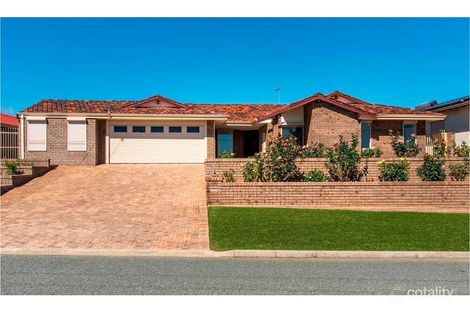 Property photo of 14 Bradbury Way Samson WA 6163