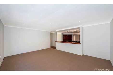 Property photo of 14 Bradbury Way Samson WA 6163