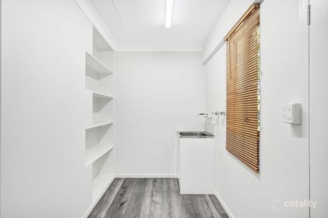 Property photo of 43 Sharon Crescent Kelso QLD 4815