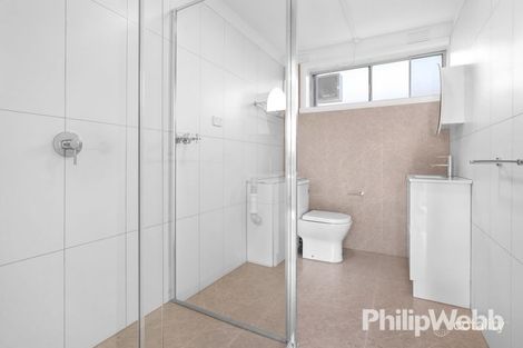 2/17 Elphin Gr, Hawthorn, VIC 3122