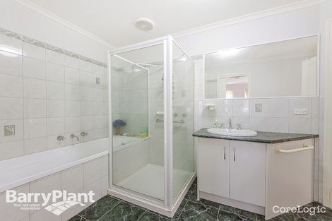 Property photo of 2/6 Pennell Avenue St Albans VIC 3021