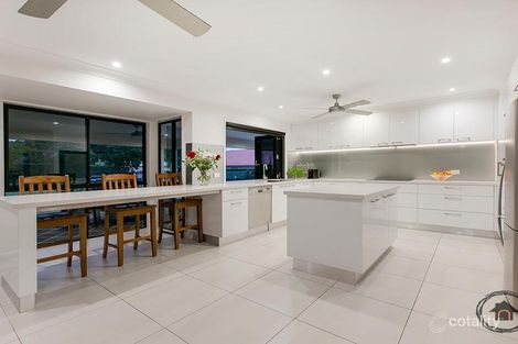 Property photo of 33 Myrtle Crescent Bridgeman Downs QLD 4035
