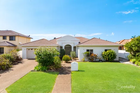 Property photo of 37 John Dalley Drive Helensvale QLD 4212