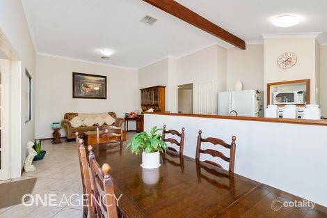 Property photo of 43 Kooralbyn Valley Crescent Jandakot WA 6164