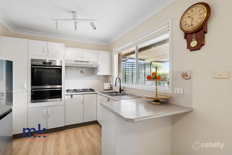 Property photo of 4 Poppy Place Macquarie Fields NSW 2564