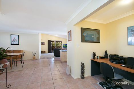Property photo of 5 Tiarnna Close Burleigh Heads QLD 4220