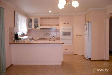 Property photo of 61 Redleap Avenue Mill Park VIC 3082
