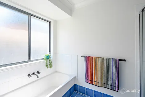 Property photo of 23 Flinders Way Ocean Shores NSW 2483