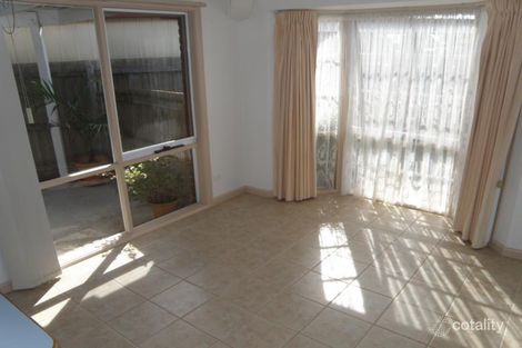 Property photo of 2 Budgeree Place Hoppers Crossing VIC 3029