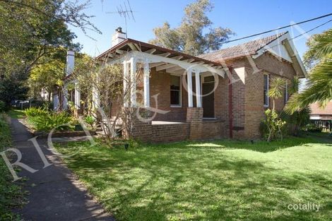 11 Brighton Ave, Croydon Park, NSW 2133