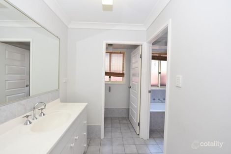 Property photo of 32 Braidwood Drive Prestons NSW 2170