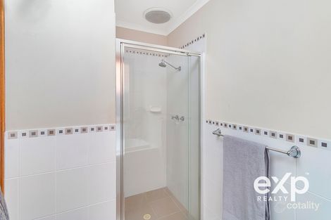 Property photo of 67 Wattlebird Drive Burton SA 5110
