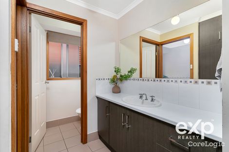 Property photo of 67 Wattlebird Drive Burton SA 5110