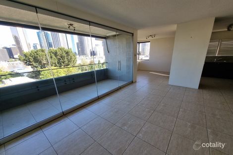 Property photo of 9/245 Main Street Kangaroo Point QLD 4169