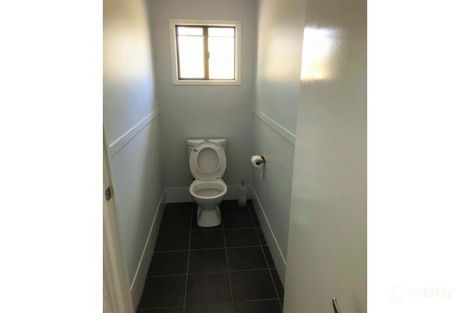 Property photo of 2/45 Baker Street Emerald QLD 4720