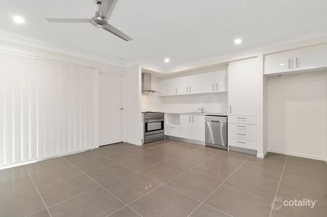Property photo of 2/34 Weedbrook Street Park Ridge QLD 4125