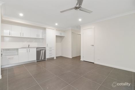 Property photo of 2/34 Weedbrook Street Park Ridge QLD 4125