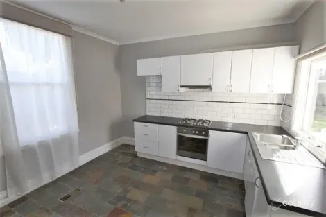 Property photo of 4 Sargon Grove Brighton VIC 3186
