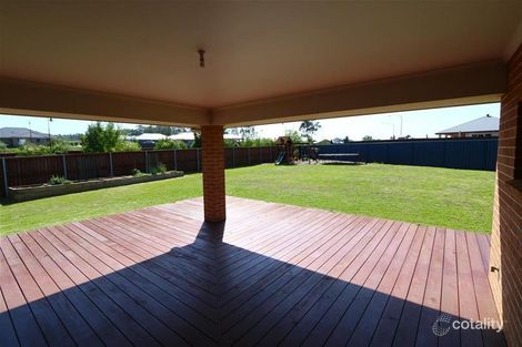 Property photo of 10 Pepper Close Hunterview NSW 2330
