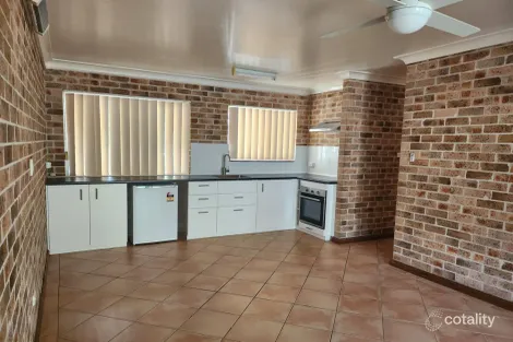 Property photo of 4/555 Blackhead Road Black Head NSW 2430