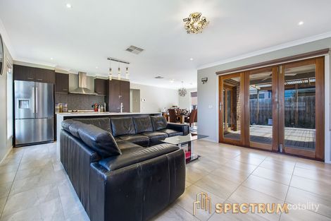 Property photo of 2 Snowy Drive Lynbrook VIC 3975