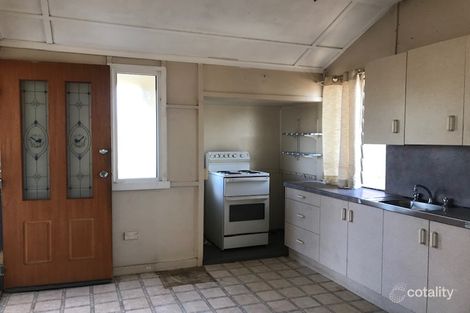 Property photo of 14 Baker Street Emerald QLD 4720