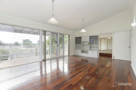 Property photo of 192 River Way Salter Point WA 6152