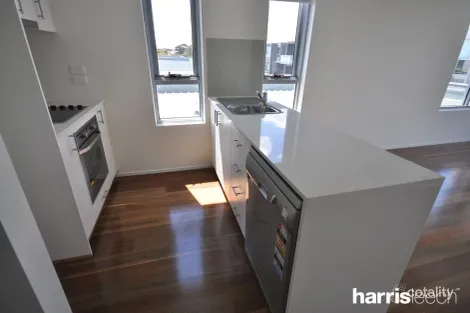 Property photo of 303/40-52 Percy Street Brunswick VIC 3056