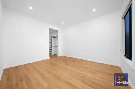 Property photo of 1 Bobal Street Sunbury VIC 3429