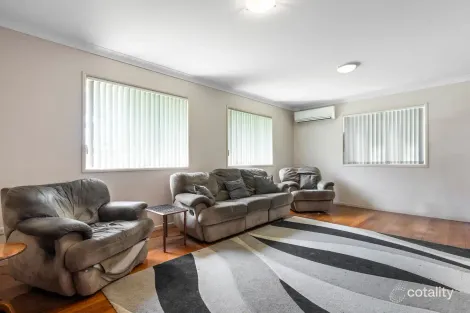 Property photo of 234 Learoyd Road Willawong QLD 4110