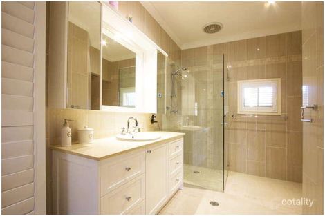 Property photo of 5 Lyrebird Court Kenthurst NSW 2156